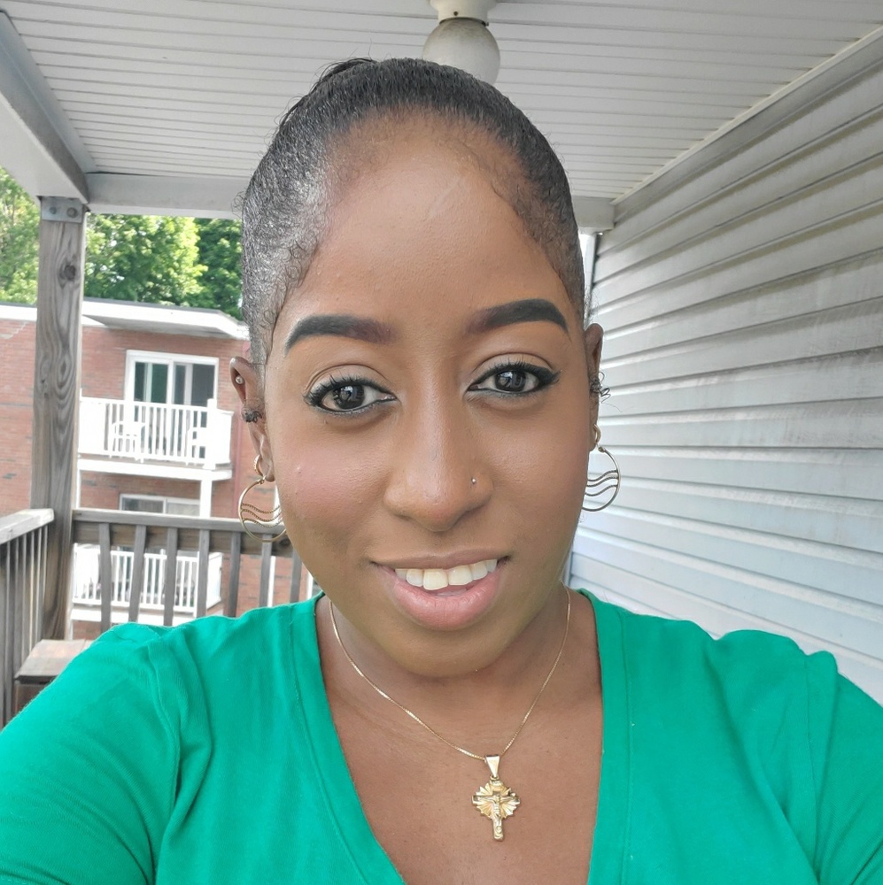Meet your Posher, Farah